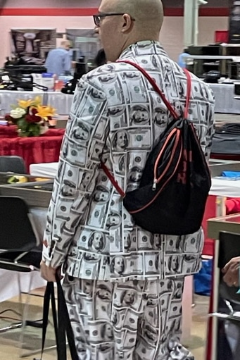 MoneySuit