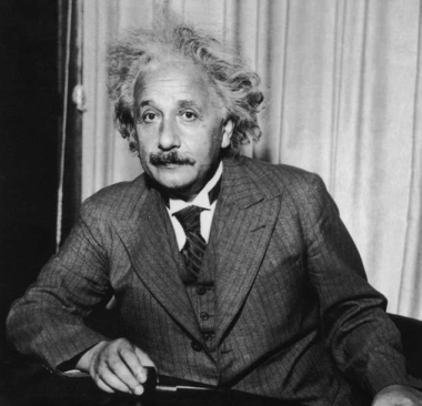 Einstein Einstein